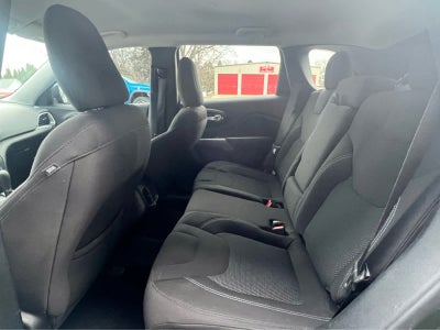 2021 Jeep Cherokee Latitude FWD