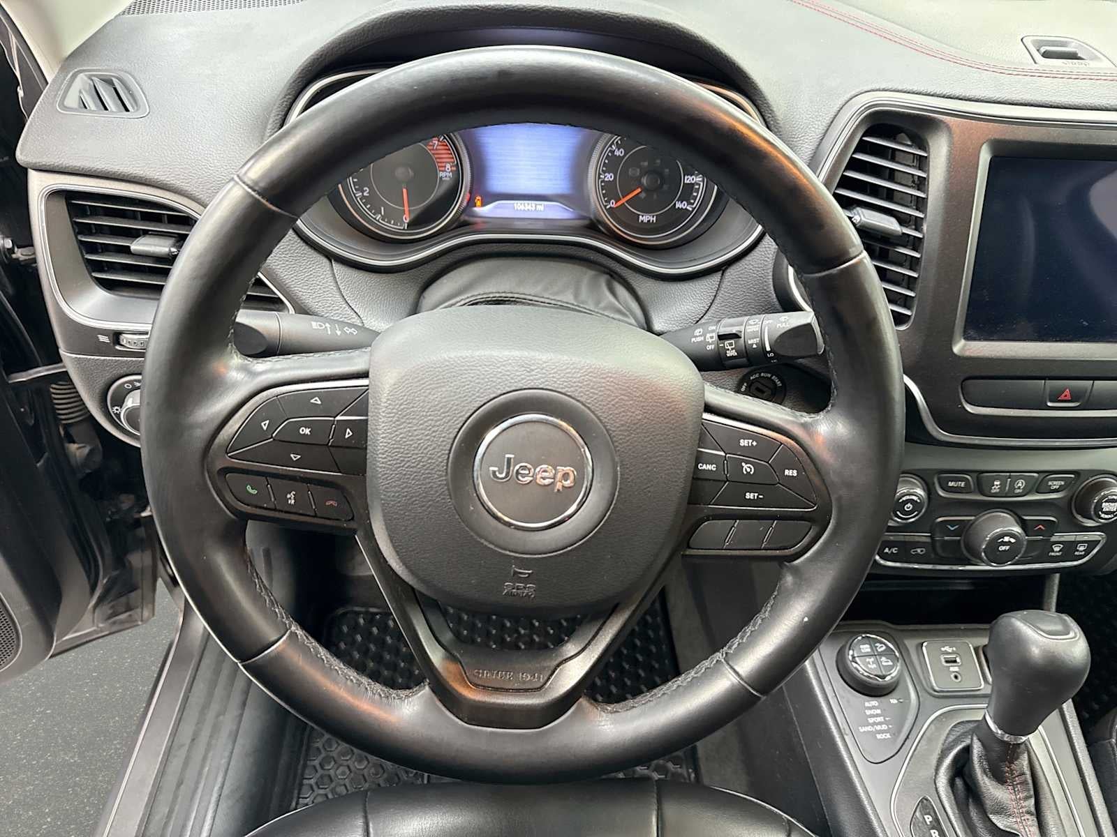 2020 Jeep Cherokee Trailhawk