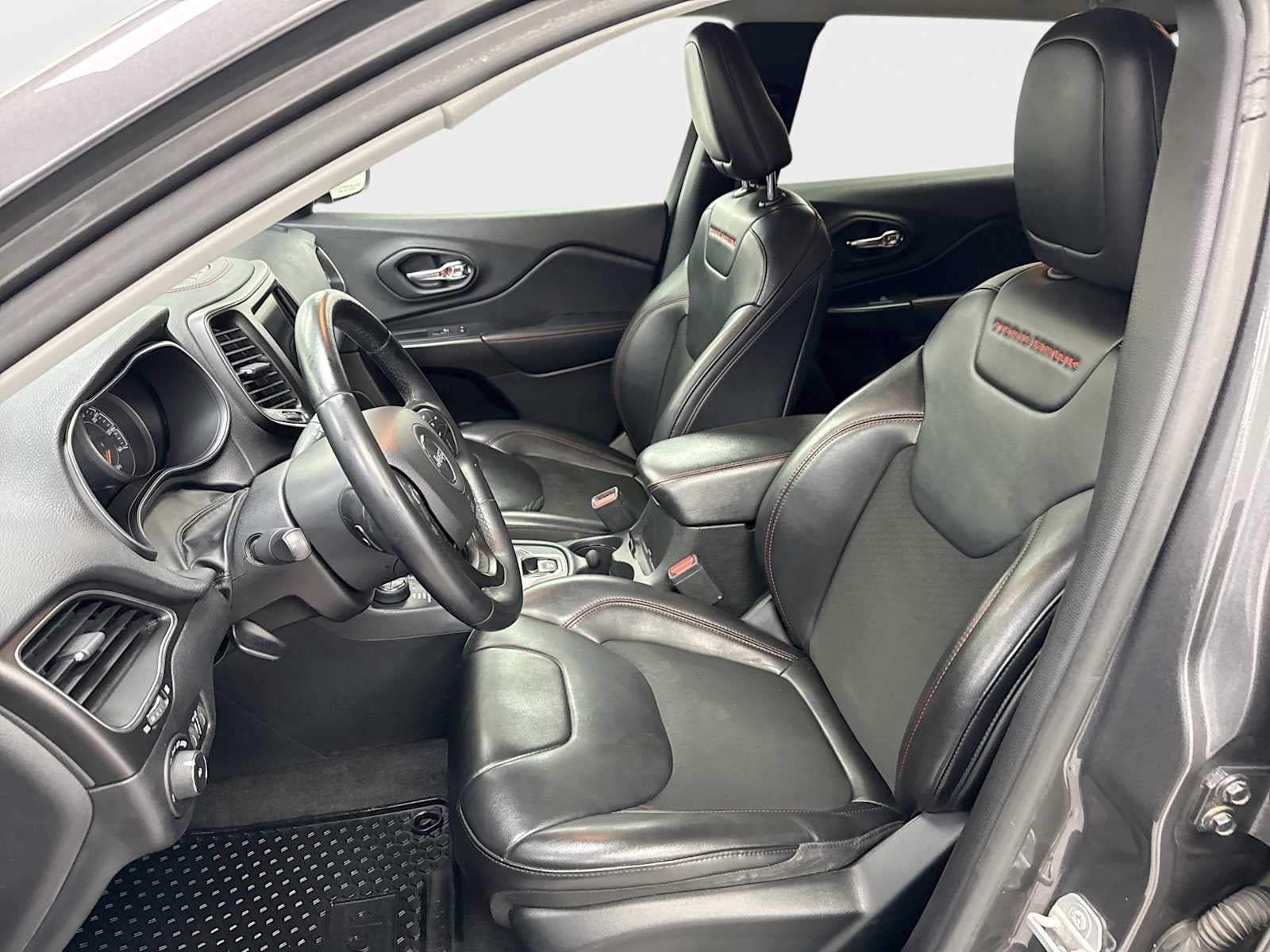 2020 Jeep Cherokee Trailhawk