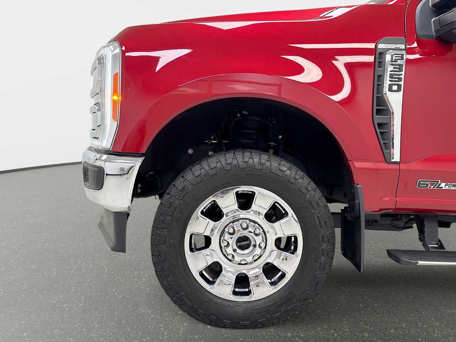 2023 Ford F-350 LARIAT