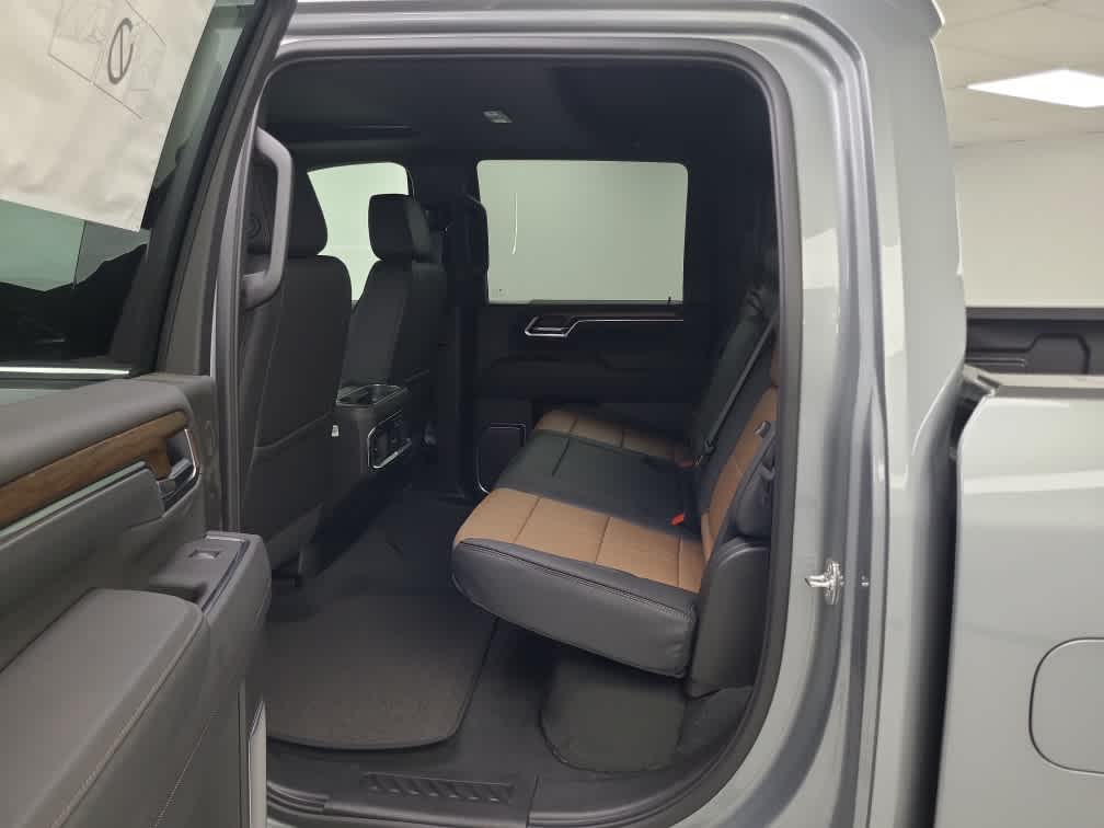 2025 Chevrolet Silverado 3500 HD High Country