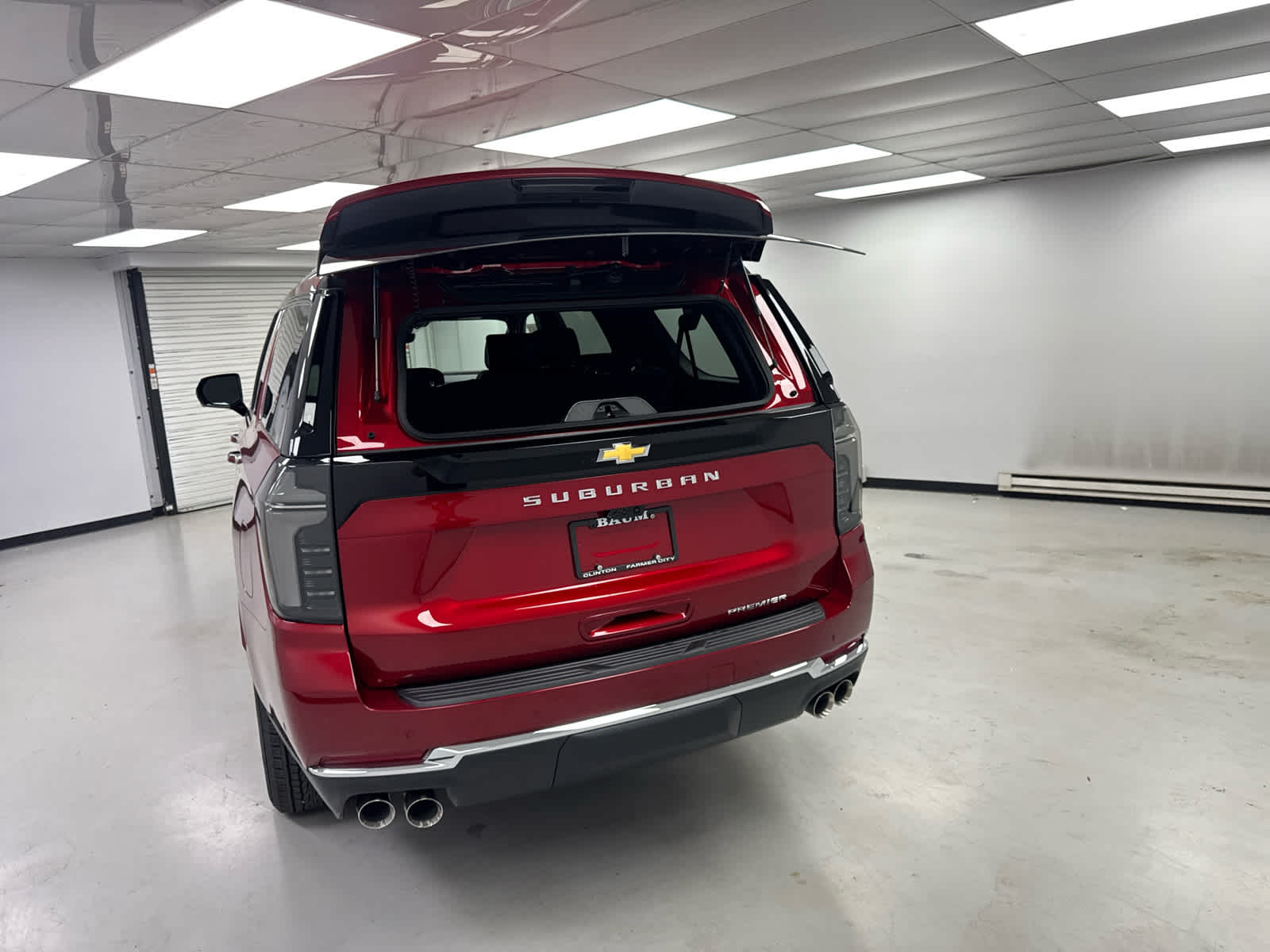 2025 Chevrolet Suburban Premier