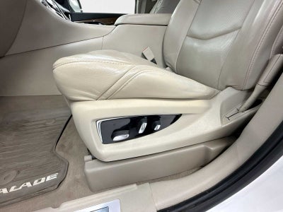 2019 Cadillac Escalade Luxury