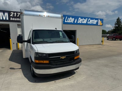 2025 Chevrolet Express Cutaway 3500 1WT