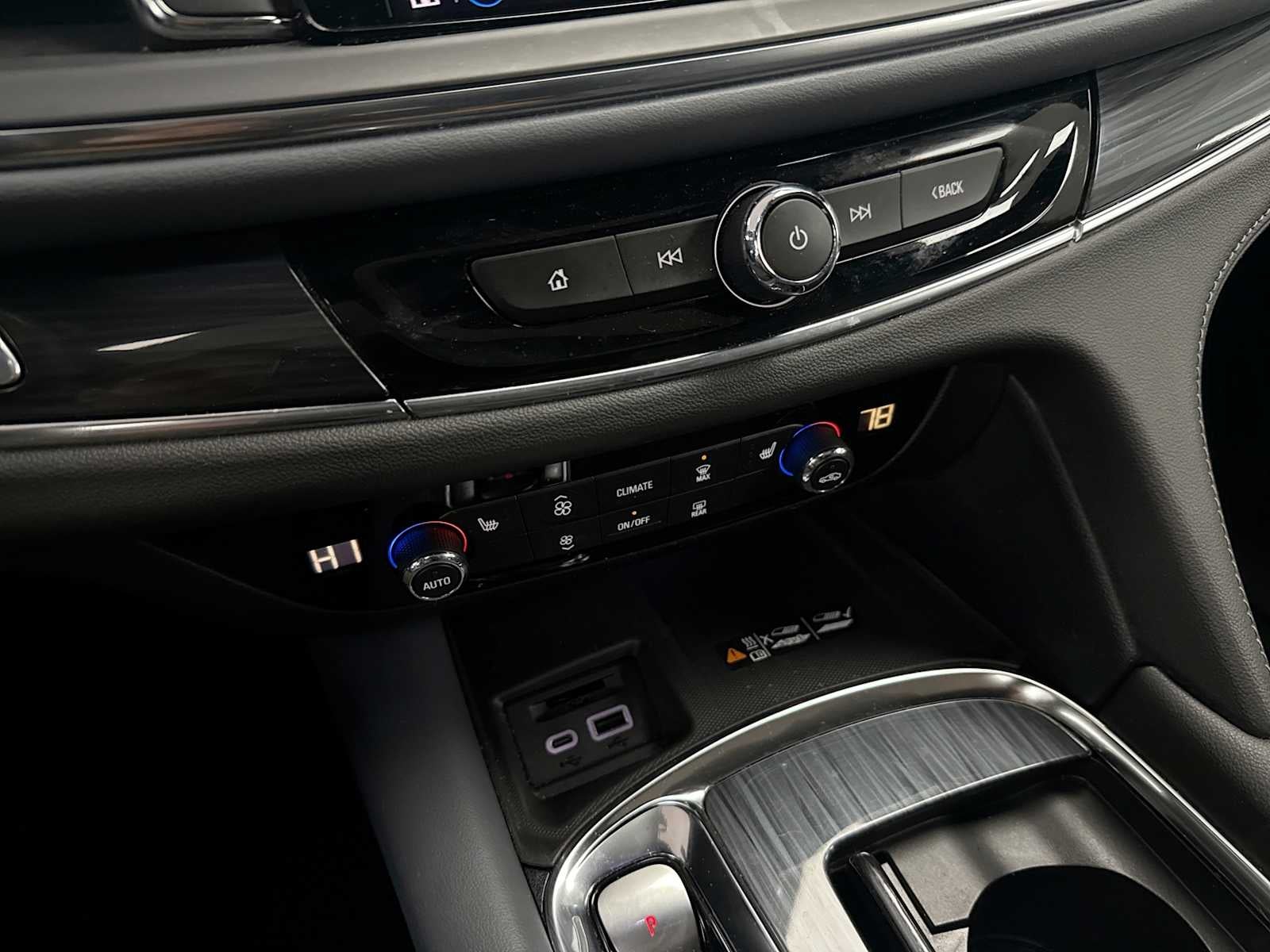2024 Buick Enclave Essence