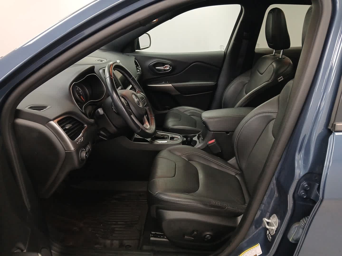 2021 Jeep Cherokee 80th Anniversary FWD