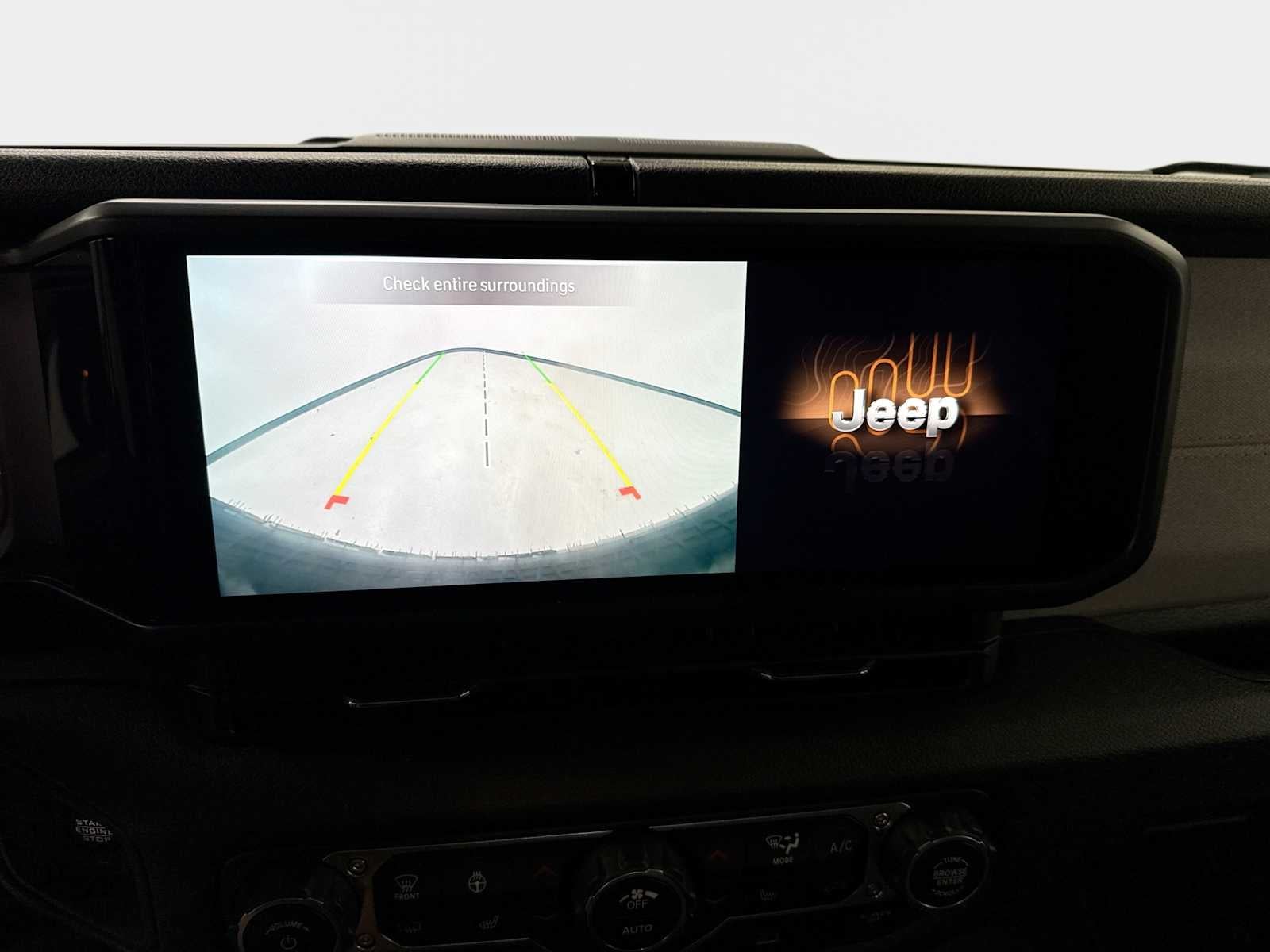 2025 Jeep Wrangler 2-Door Willys 4x4