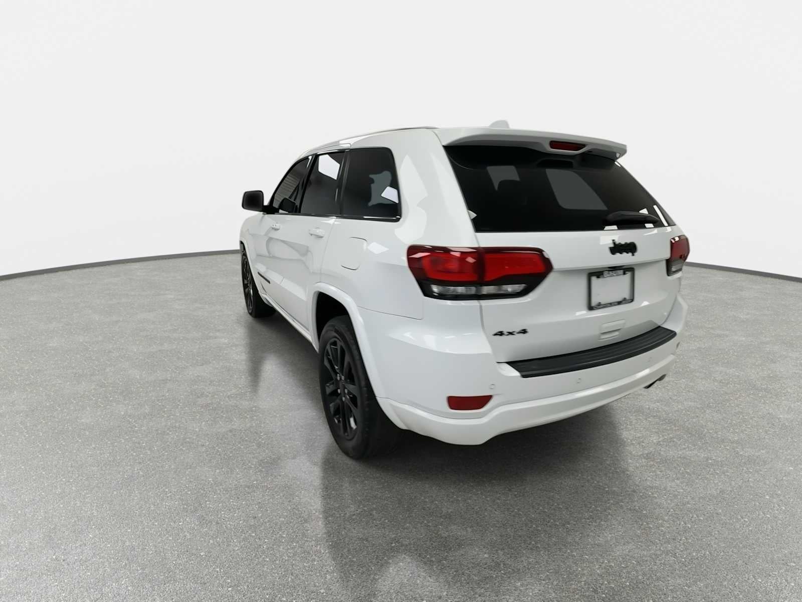 2021 Jeep Grand Cherokee Laredo X 4x4