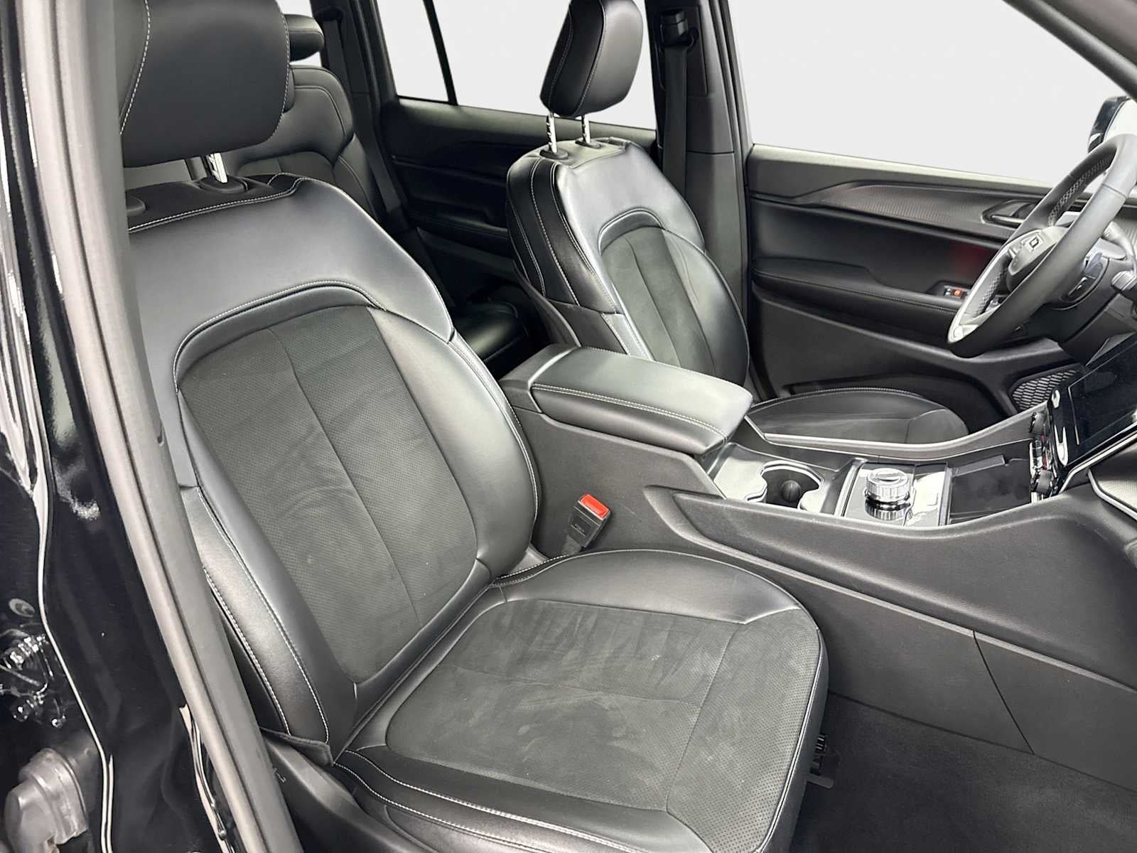 2024 Jeep Grand Cherokee Altitude 4x4