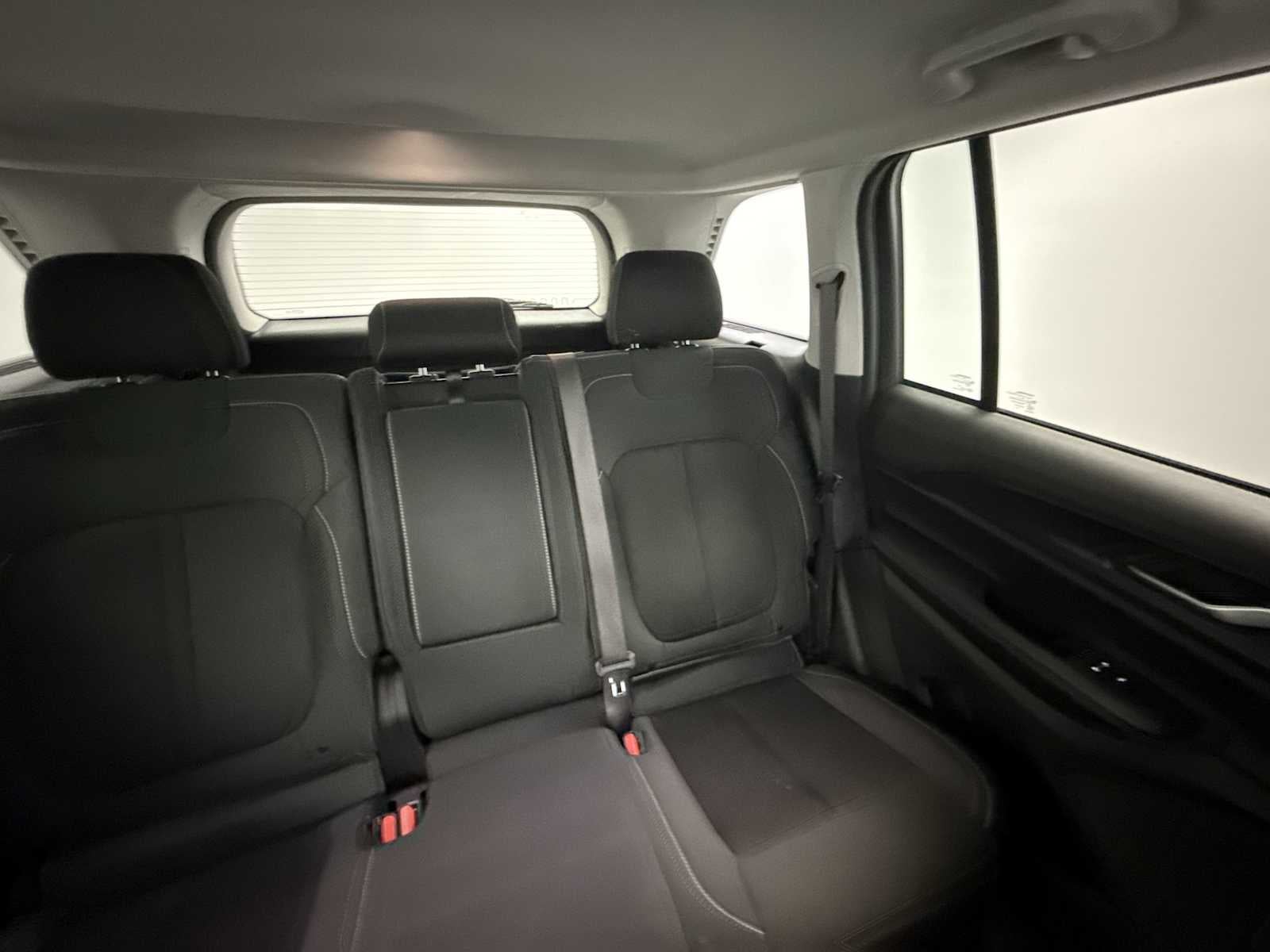 2024 Jeep Grand Cherokee Laredo 4x4