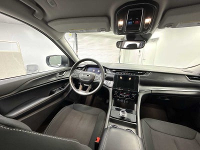 2024 Jeep Grand Cherokee Laredo 4x4