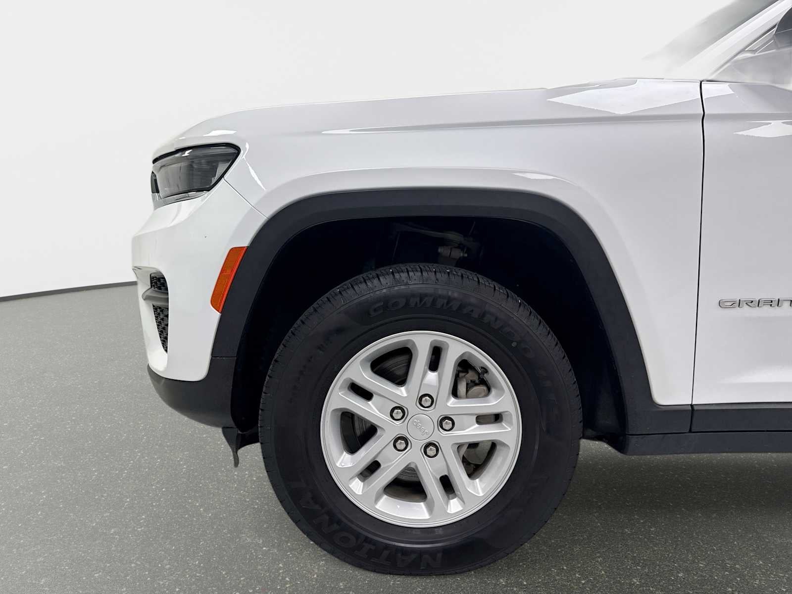 2024 Jeep Grand Cherokee Laredo 4x4