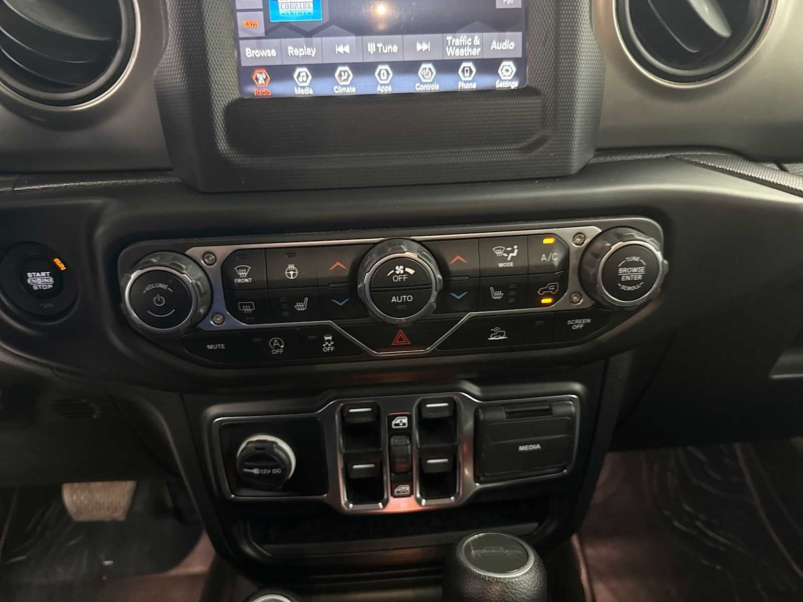 2021 Jeep Gladiator Willys 4x4