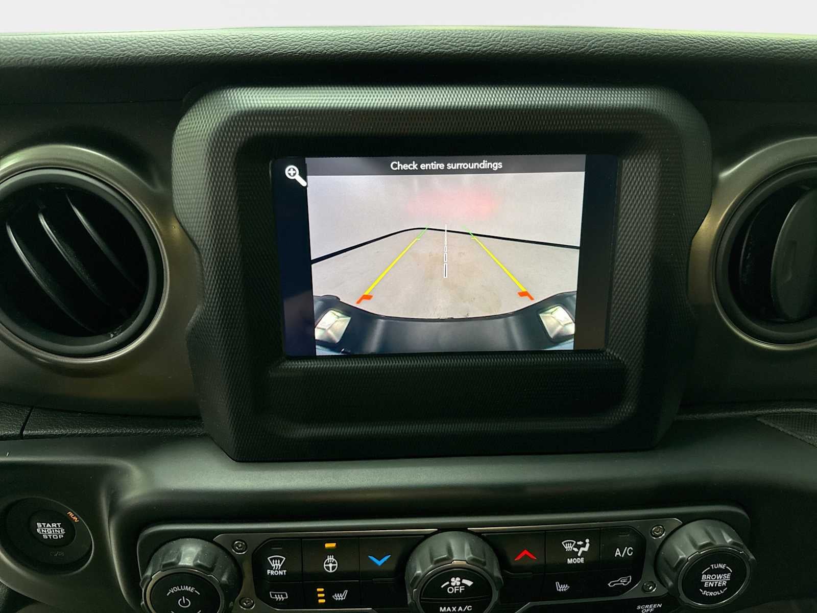 2022 Jeep Gladiator Willys 4x4