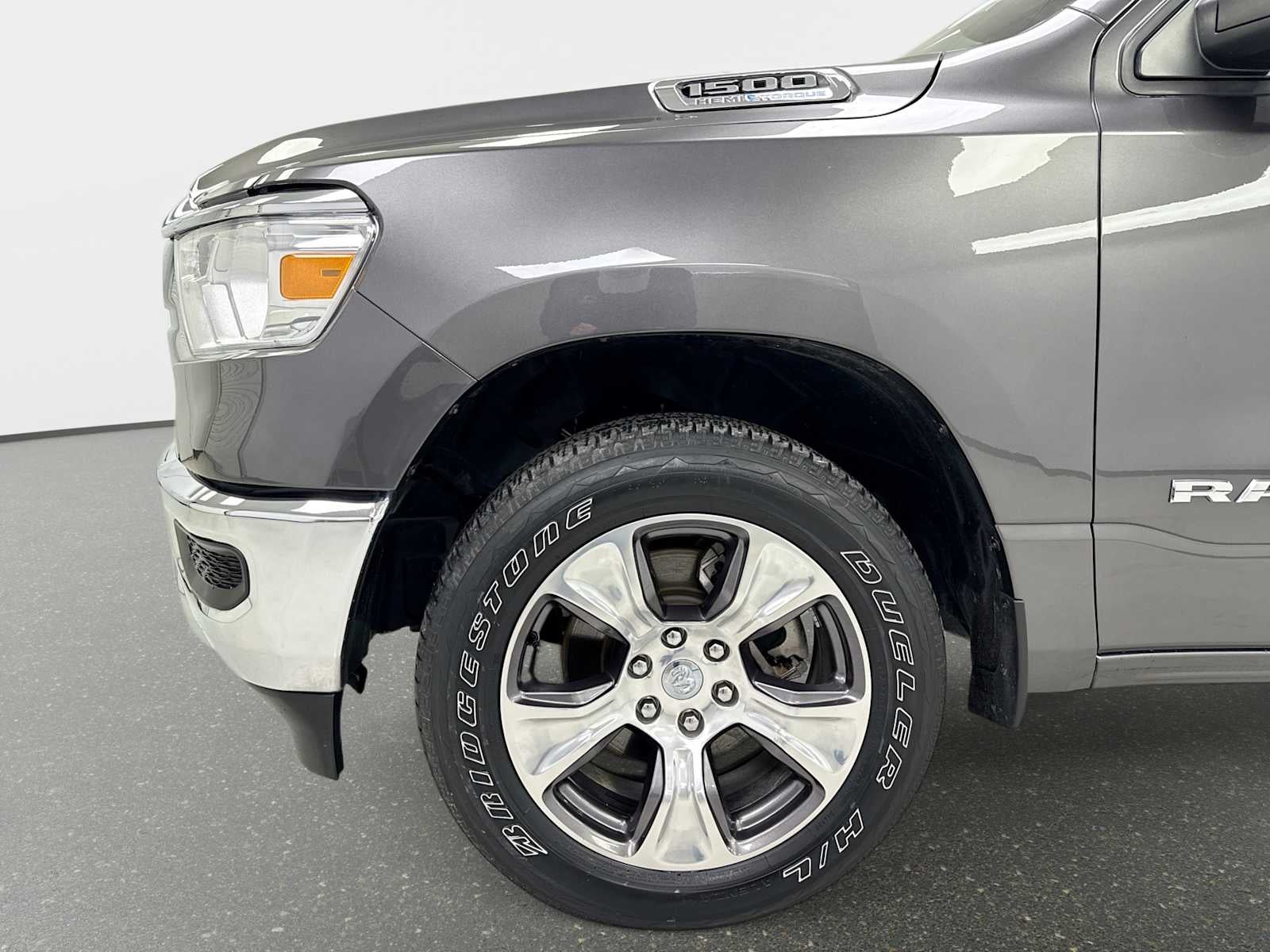 2024 RAM 1500 Laramie Crew Cab 4x4 5'7' Box