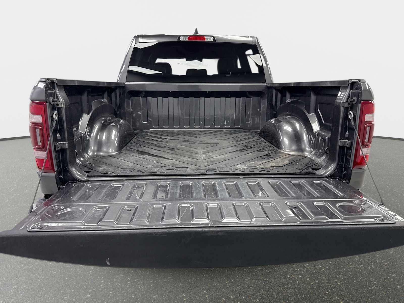 2024 RAM 1500 Laramie Crew Cab 4x4 5'7' Box