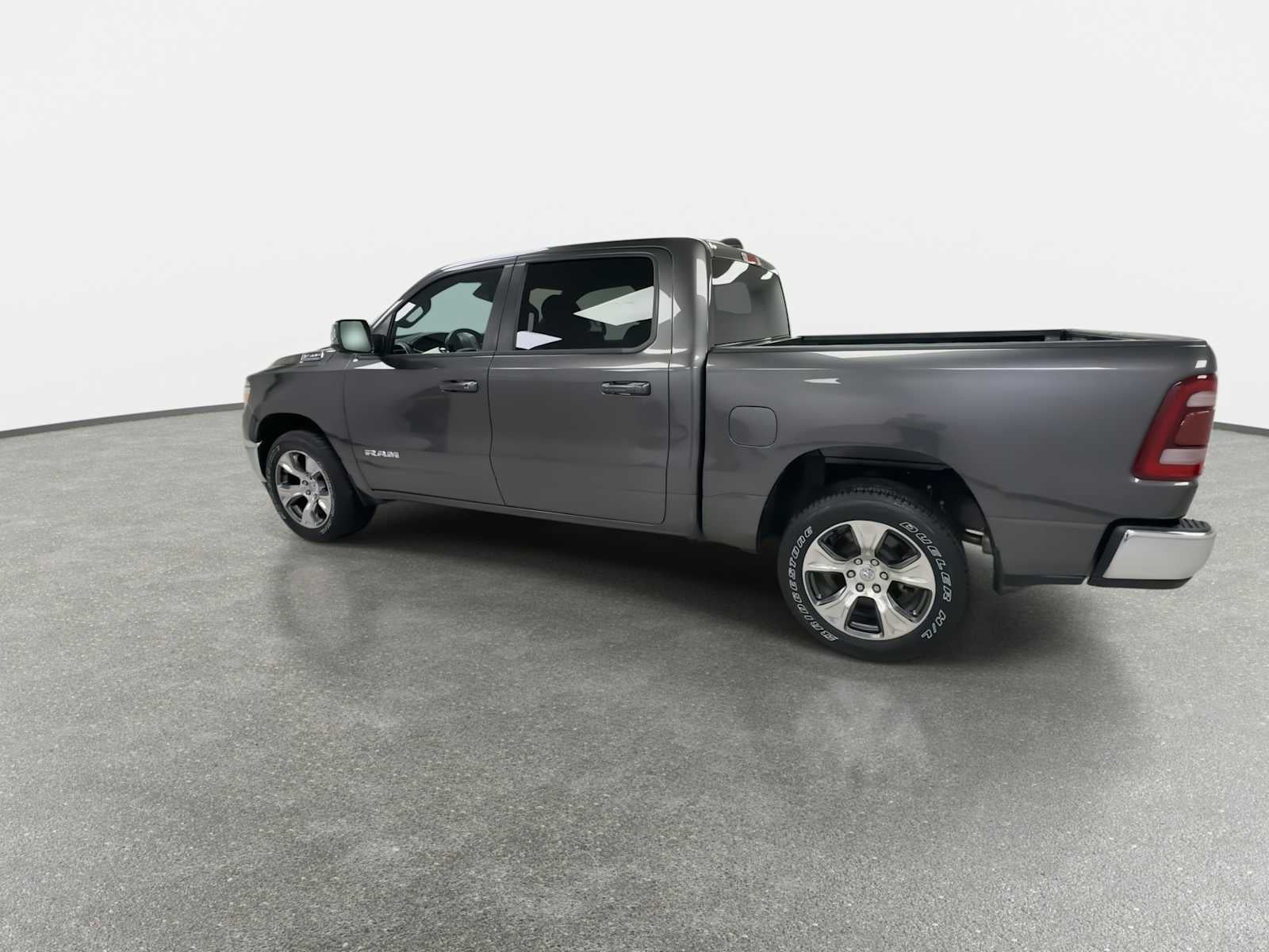 2024 RAM 1500 Laramie Crew Cab 4x4 5'7' Box
