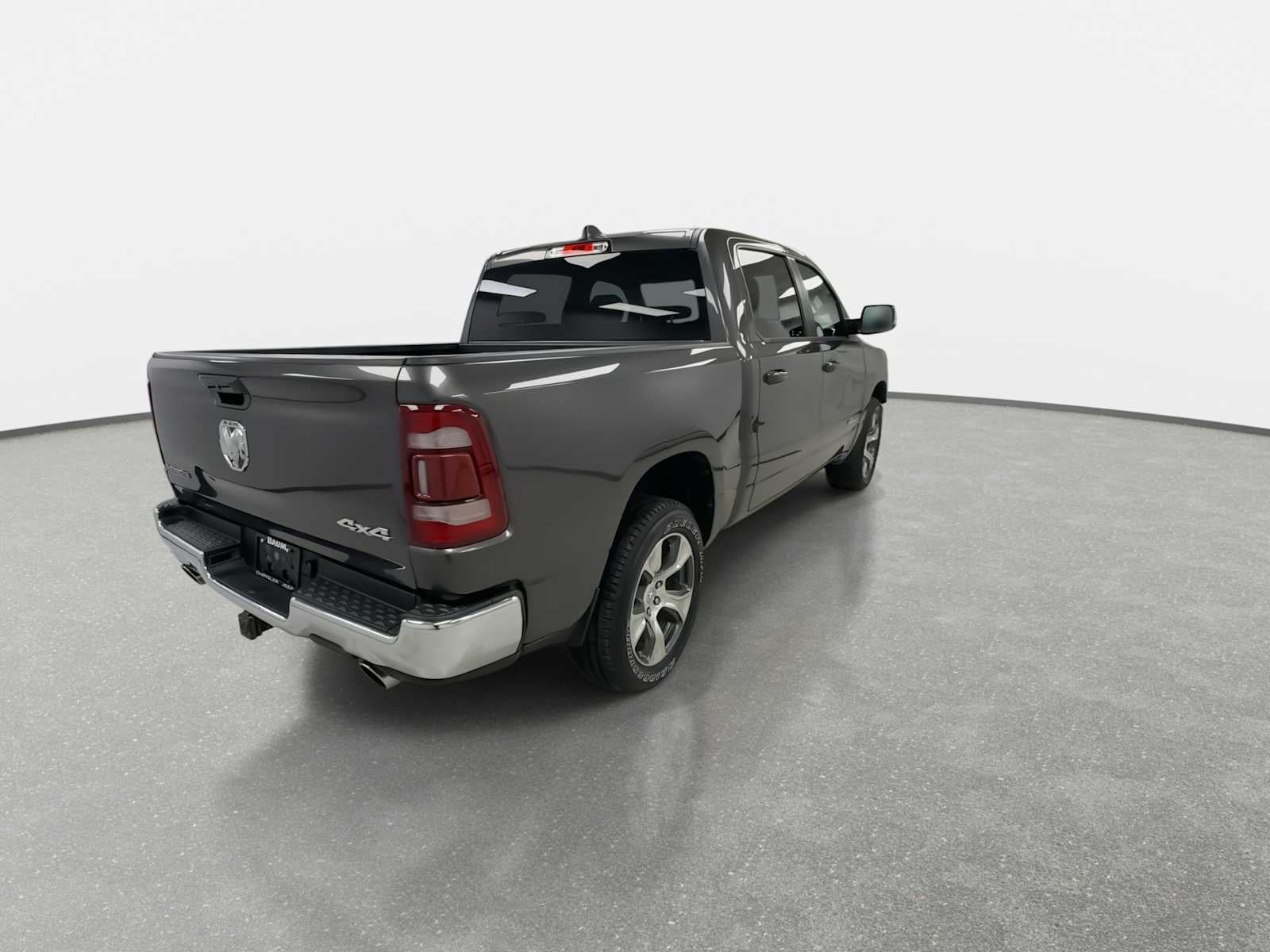 2024 RAM 1500 Laramie Crew Cab 4x4 5'7' Box