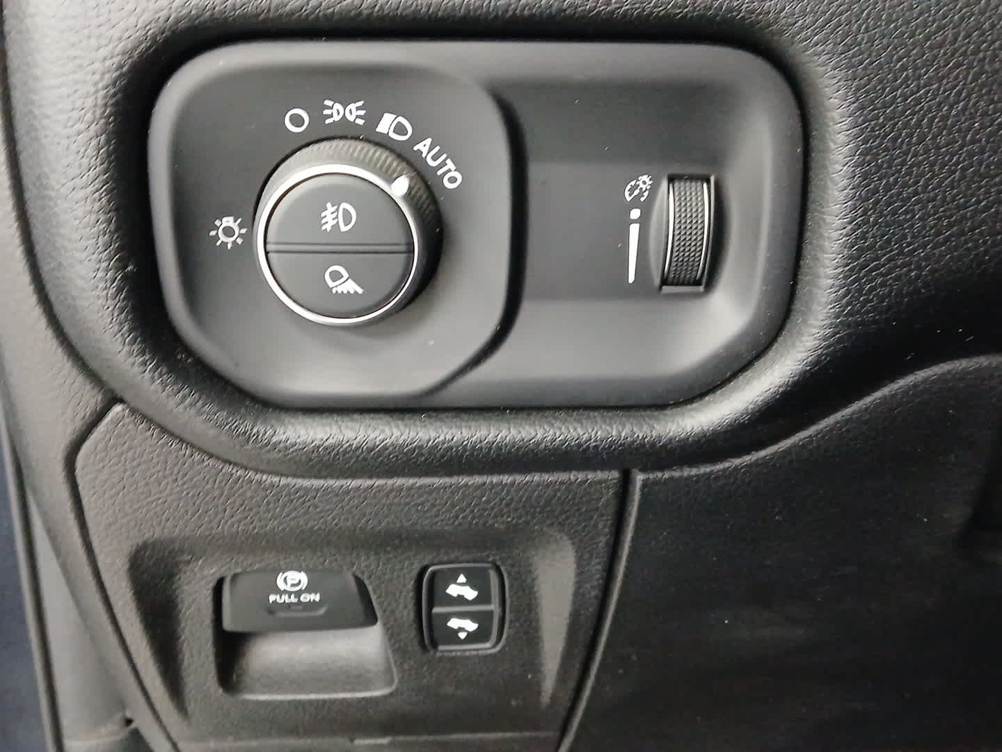 2021 RAM 1500 Rebel Crew Cab 4x4 5'7' Box