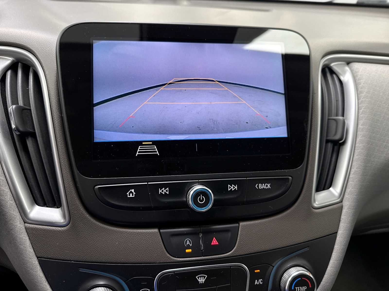 2020 Chevrolet Malibu FWD 1FL