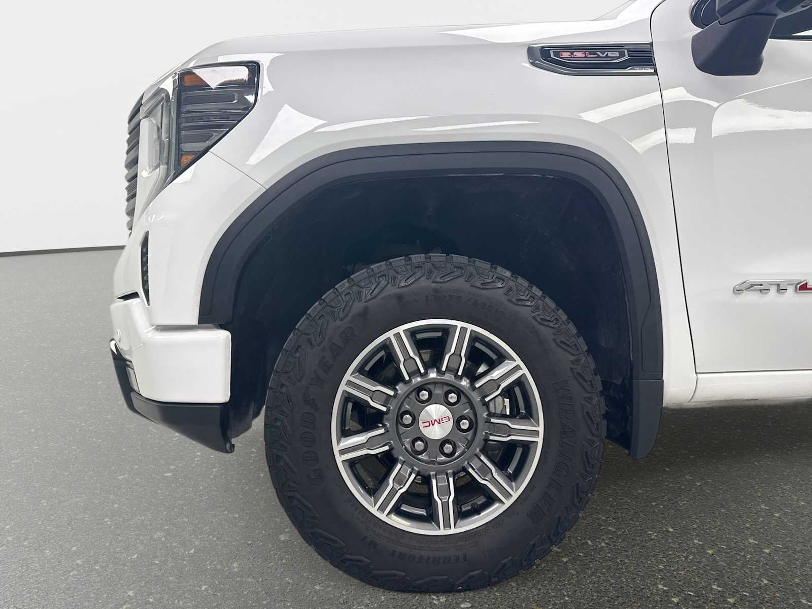 2025 GMC Sierra 1500 4WD Crew Cab Short Box AT4