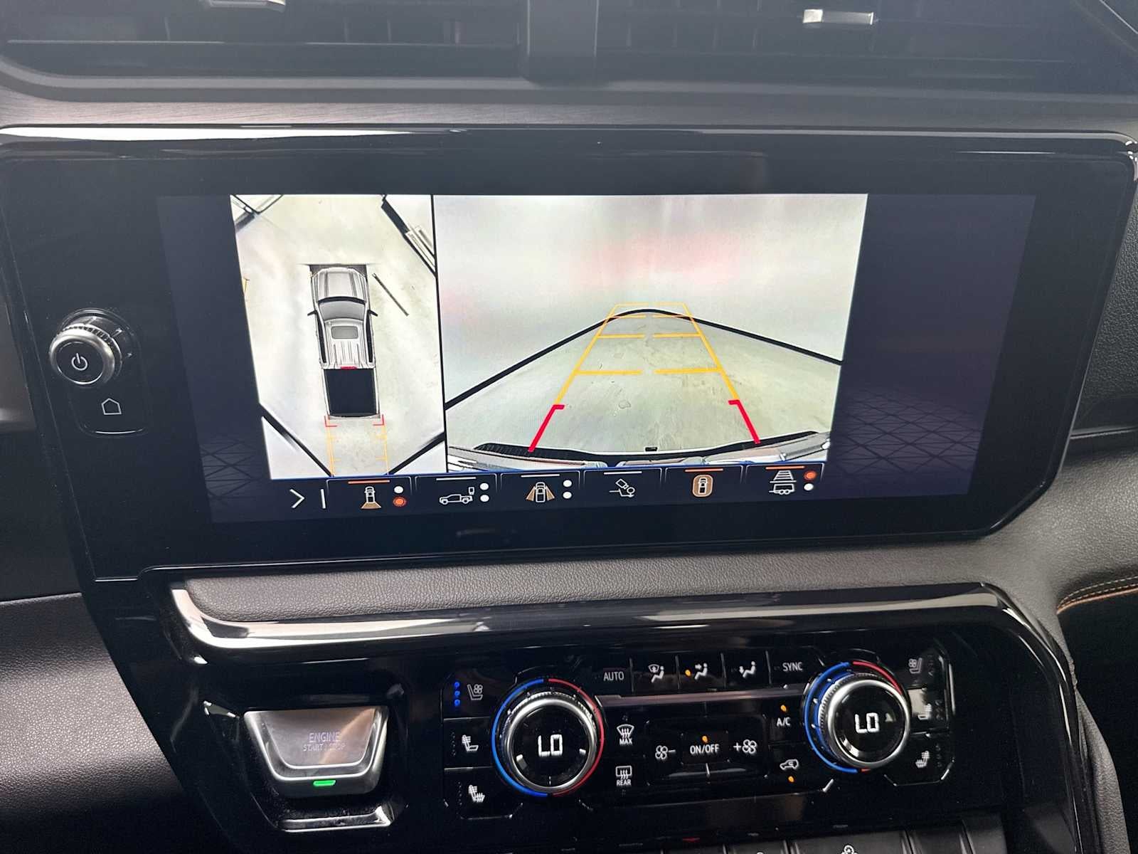 2025 GMC Sierra 1500 4WD Crew Cab Short Box AT4