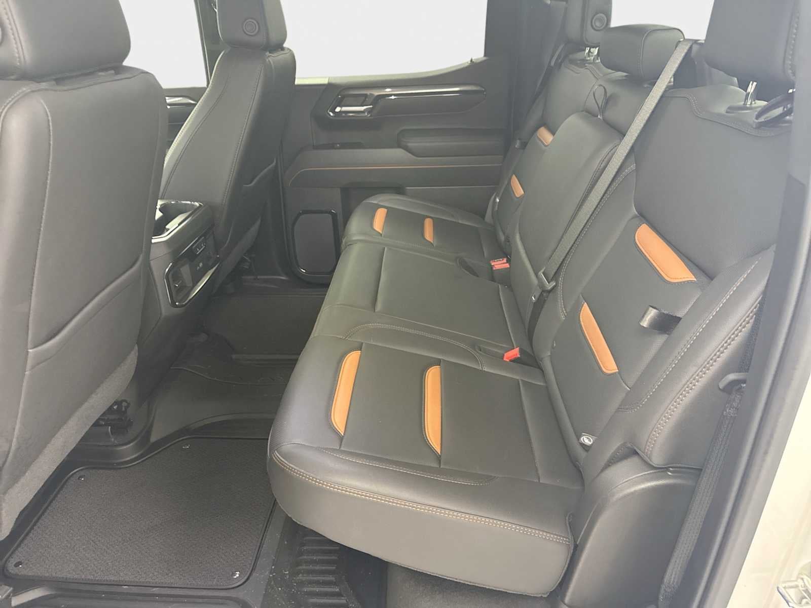 2025 GMC Sierra 1500 4WD Crew Cab Short Box AT4