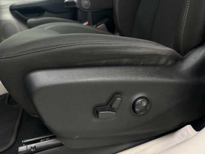 2021 Chrysler Voyager LX