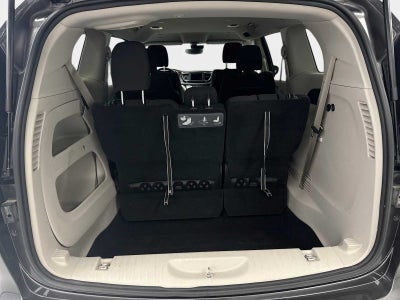 2021 Chrysler Voyager LX