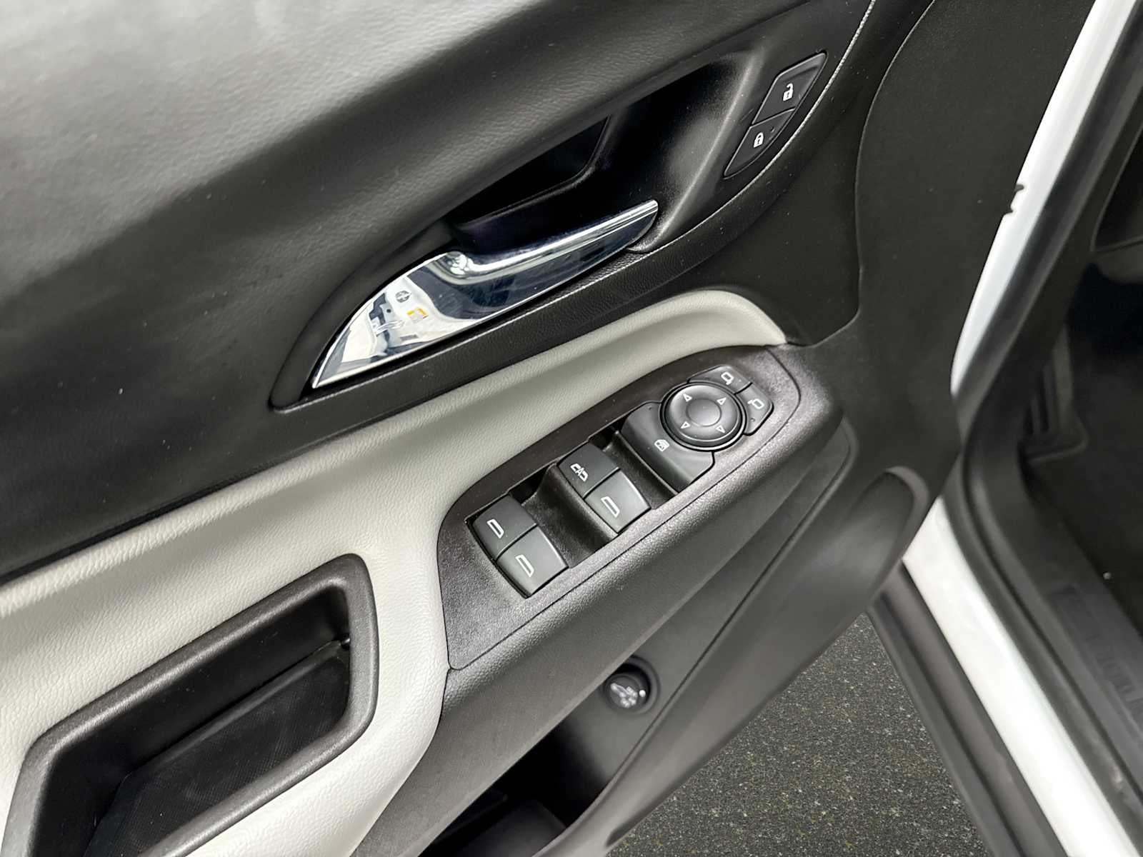 2022 Chevrolet Equinox FWD LT