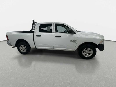 2022 RAM 1500 Classic SLT Crew Cab 4x4 5'7' Box