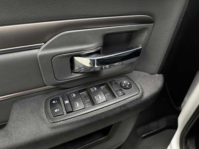 2022 RAM 1500 Classic SLT Crew Cab 4x4 5'7' Box