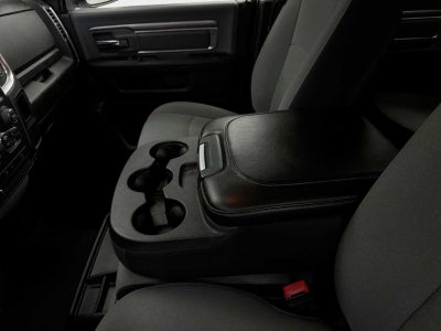 2022 RAM 1500 Classic SLT Crew Cab 4x4 5'7' Box