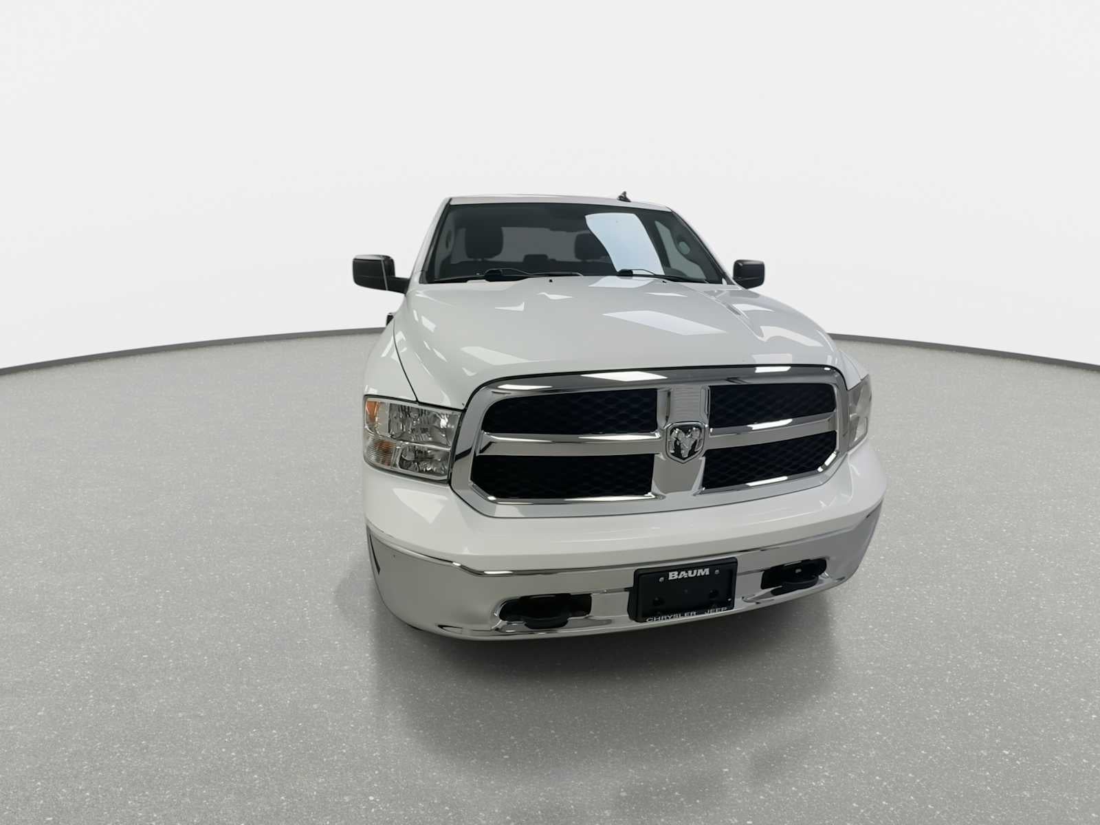 2022 RAM 1500 Classic SLT Crew Cab 4x4 5'7' Box