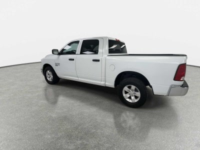 2022 RAM 1500 Classic SLT Crew Cab 4x4 5'7' Box