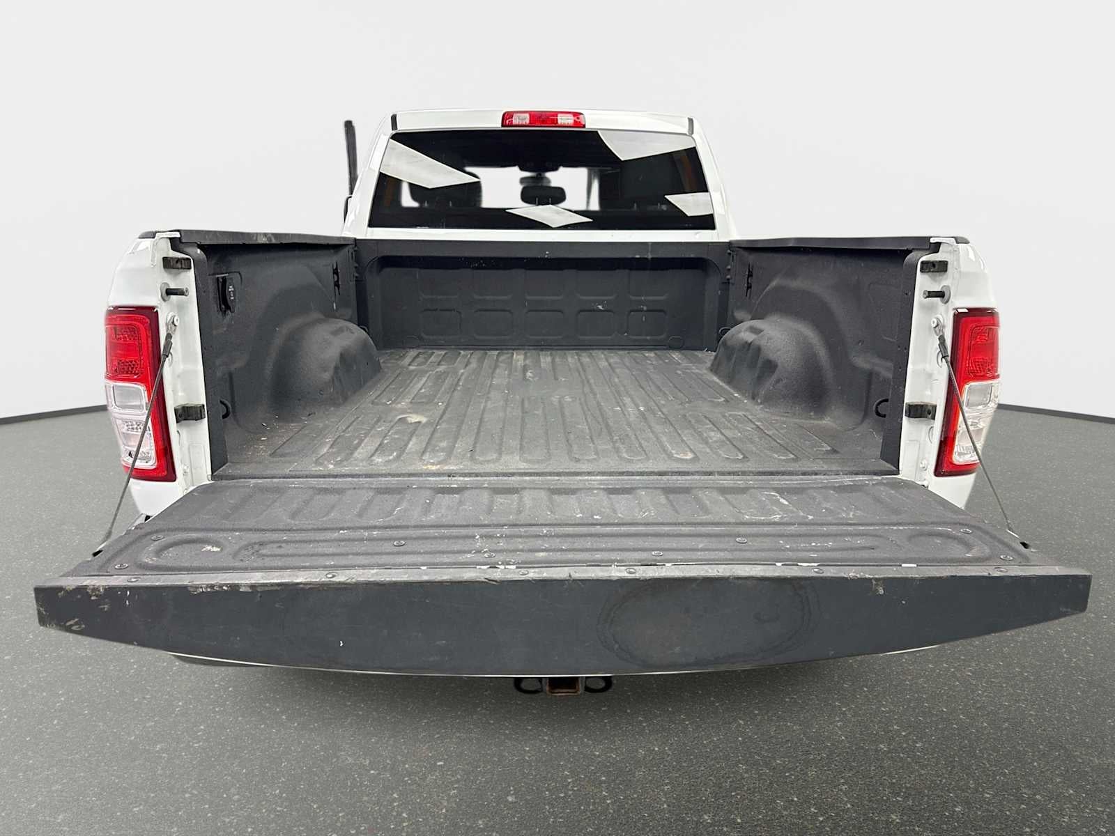 2023 RAM 2500 Tradesman Crew Cab 4x4 6'4' Box