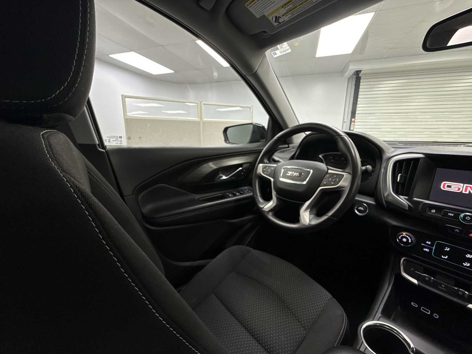 2024 GMC Terrain FWD SLE