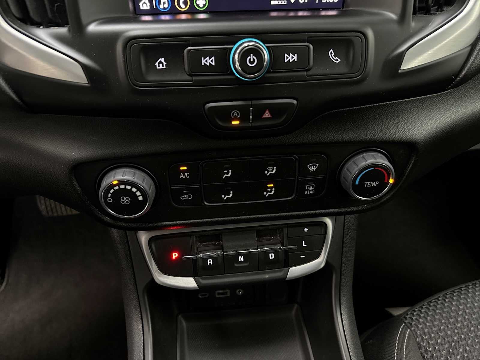 2024 GMC Terrain FWD SLE