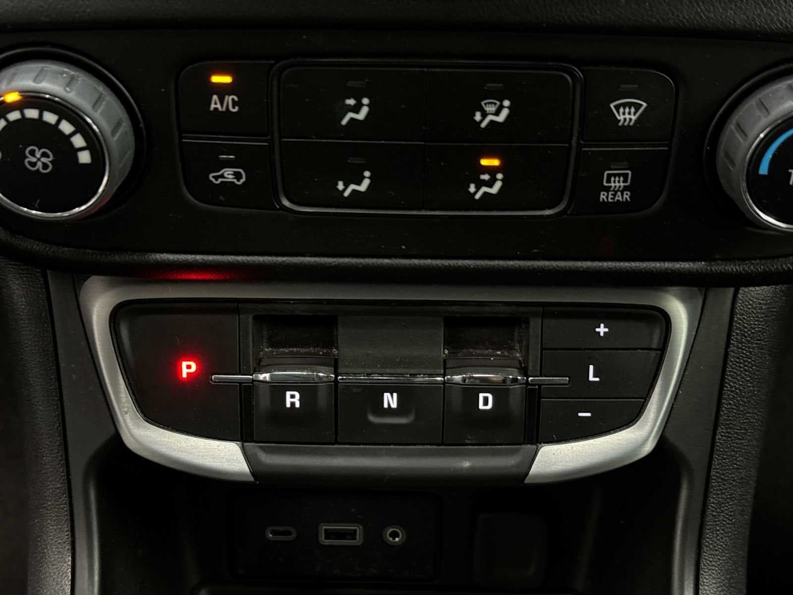 2024 GMC Terrain FWD SLE