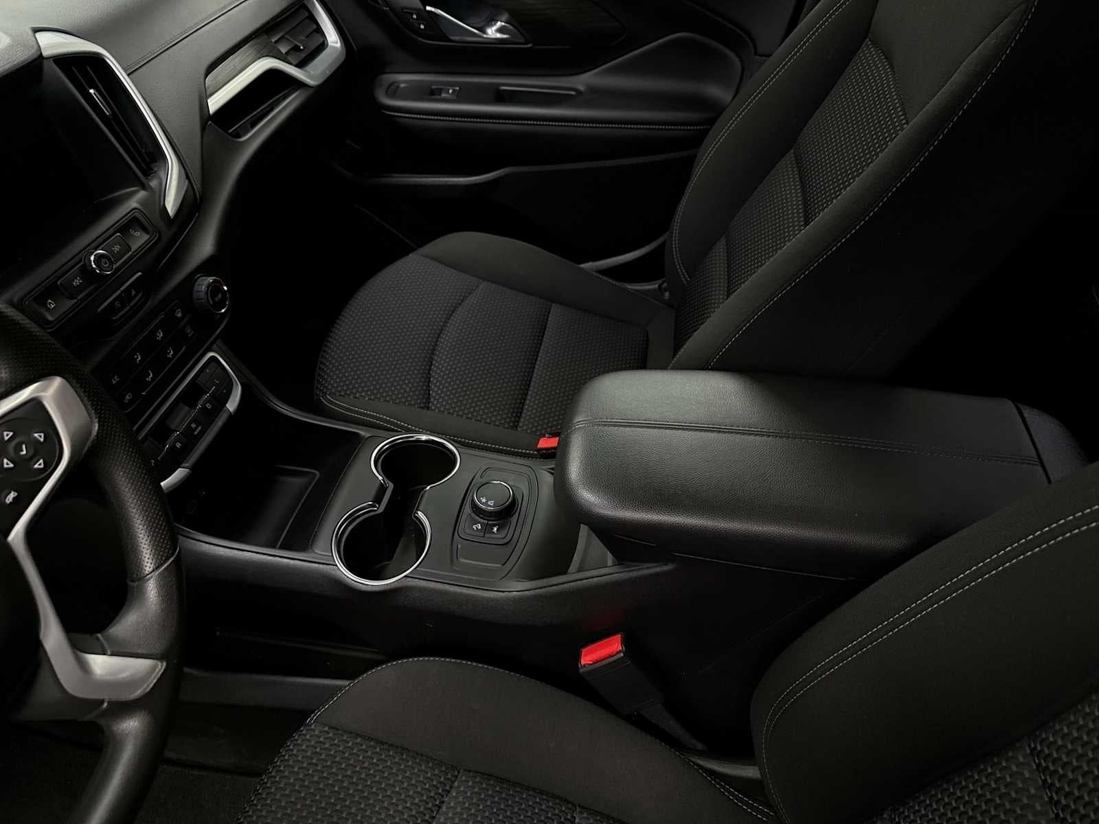 2024 GMC Terrain FWD SLE