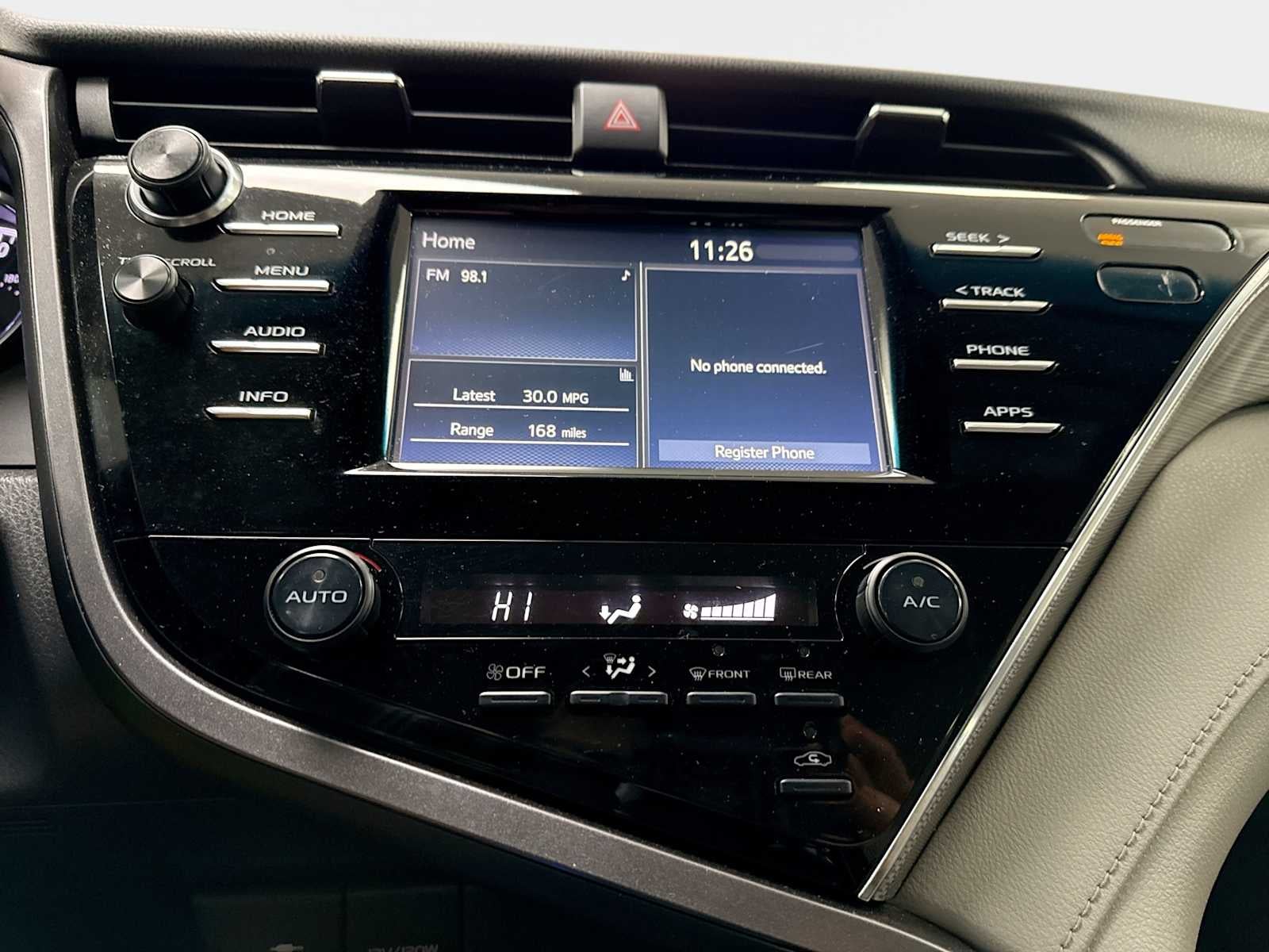 2018 Toyota Camry SE