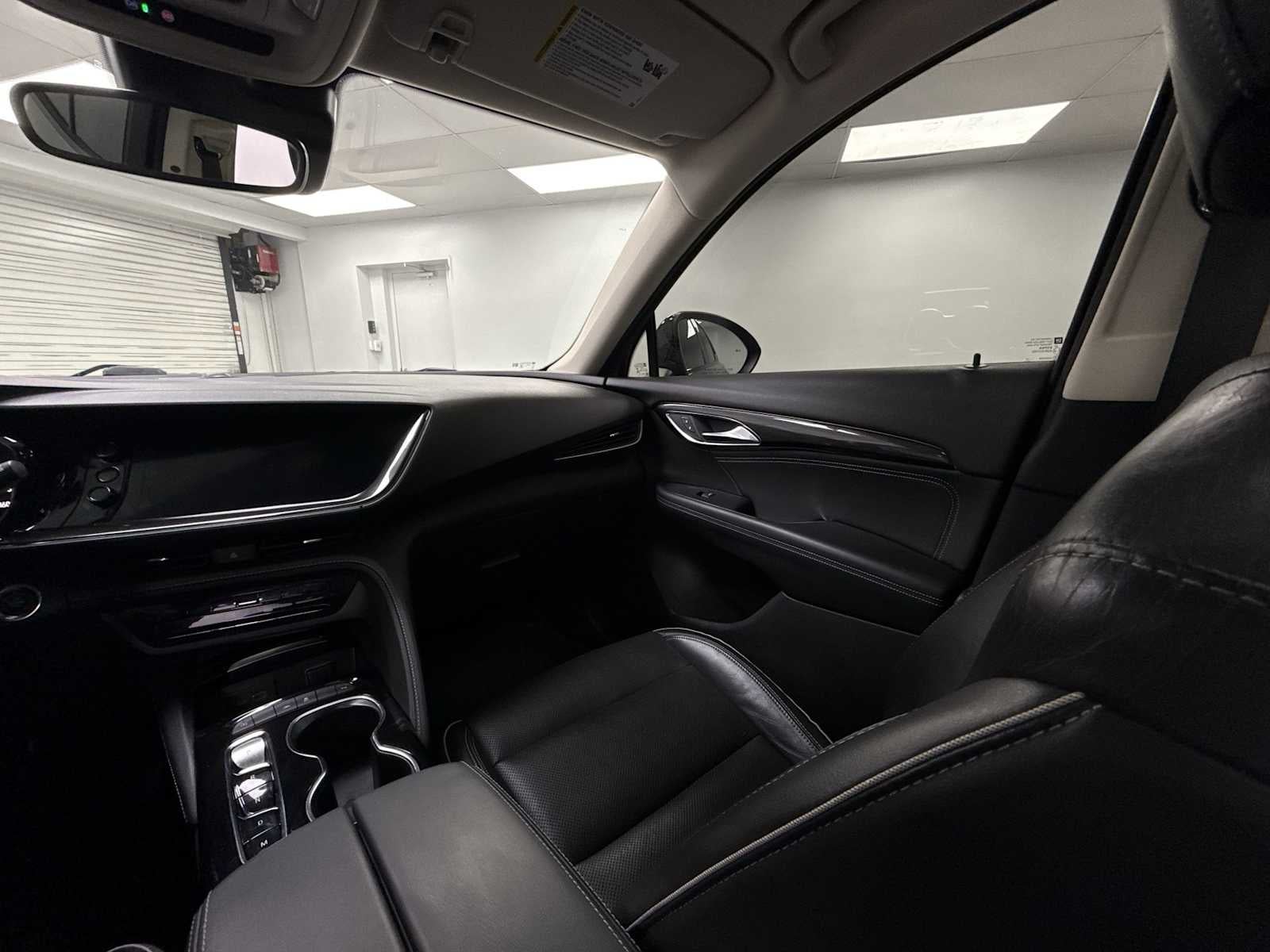 2021 Buick Envision FWD Essence