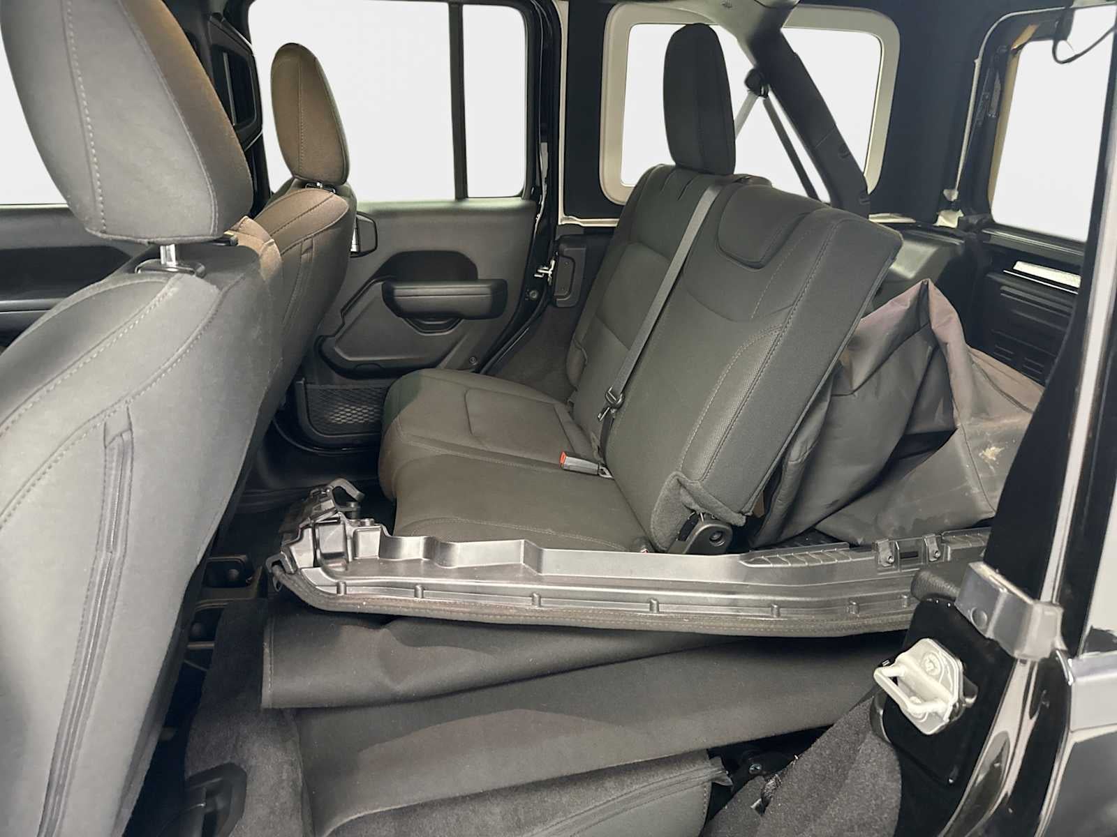 2023 Jeep Wrangler 4-Door High Tide - Photo 24