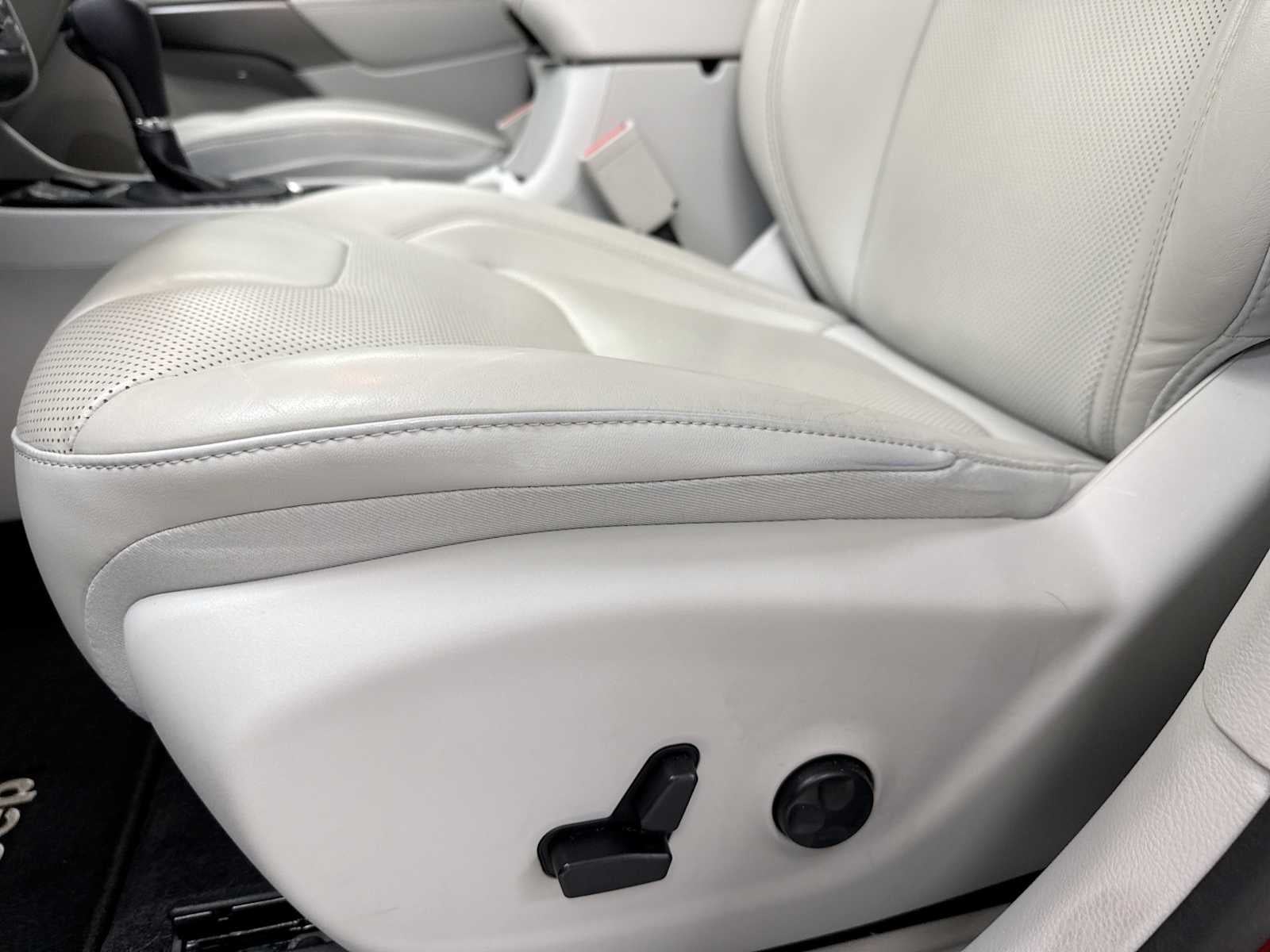 2019 Jeep Cherokee Limited FWD