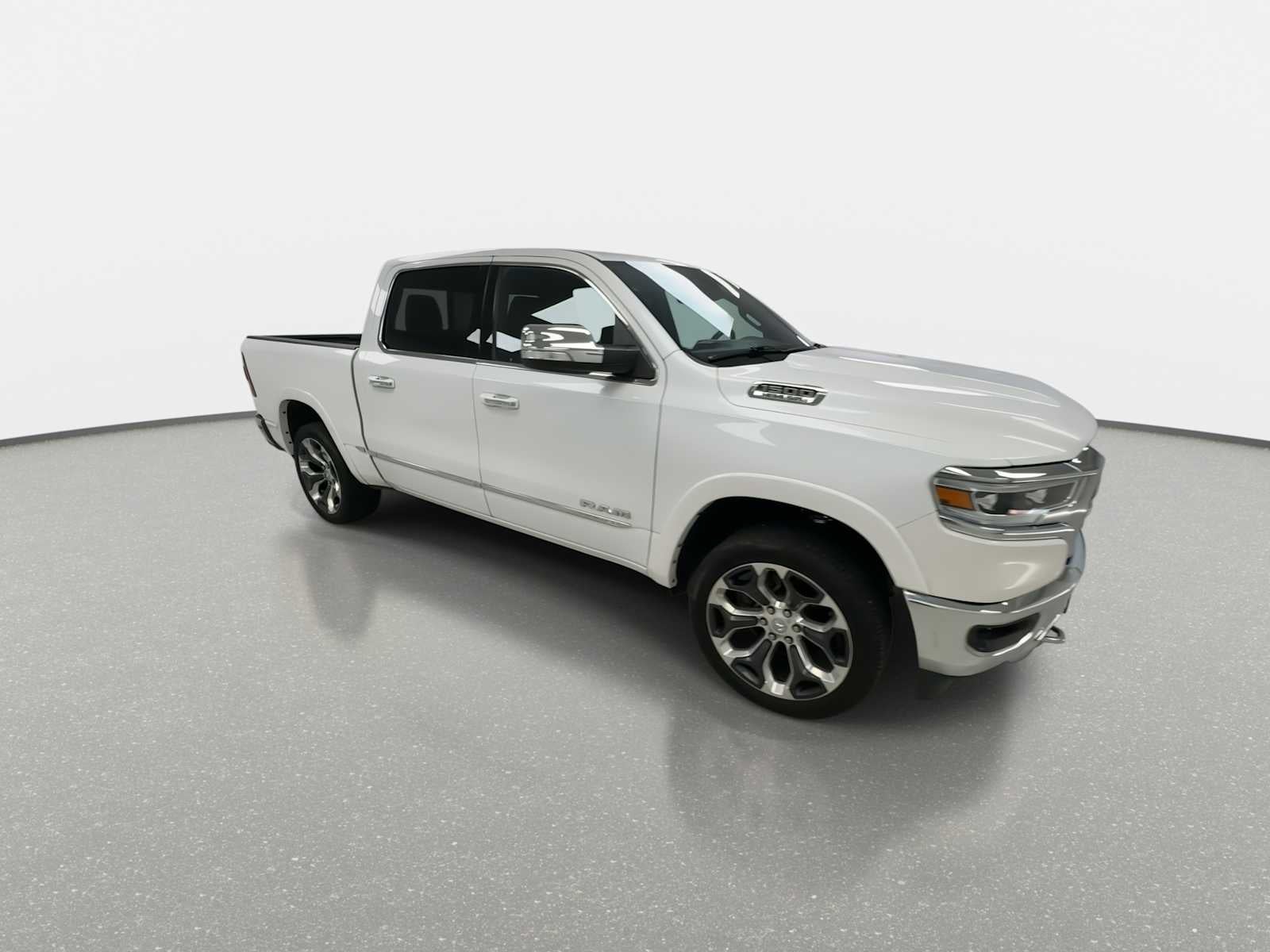 2019 RAM 1500 Limited Crew Cab 4x4 5'7" Box