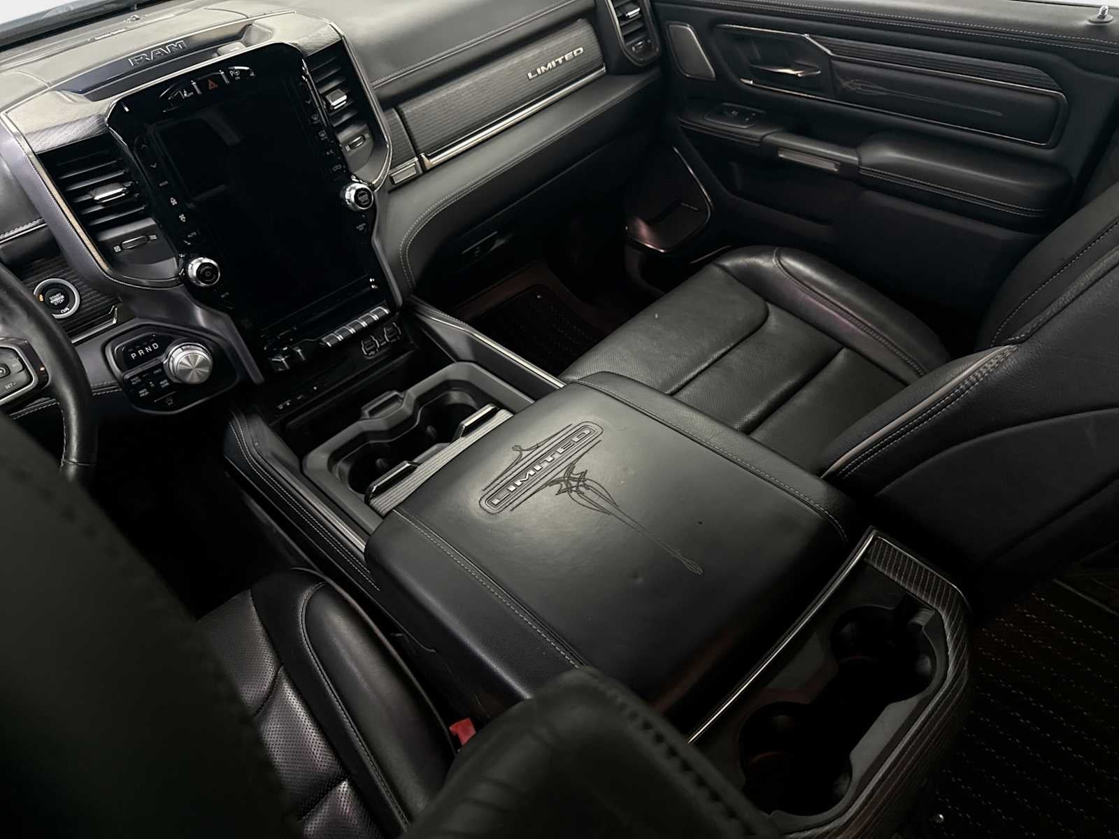 2019 RAM 1500 Limited Crew Cab 4x4 5'7" Box