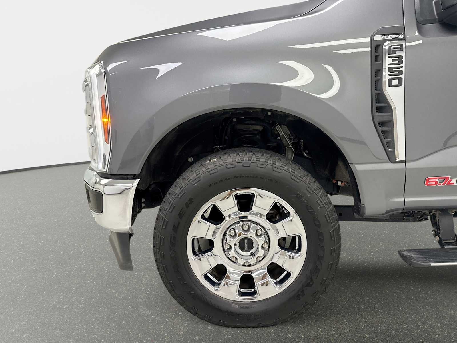 2025 Ford F-350 LARIAT