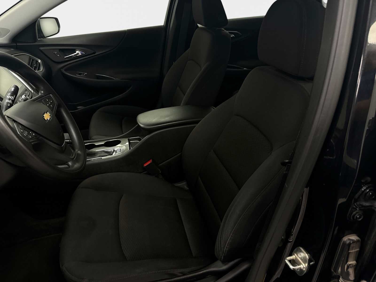 2023 Chevrolet Malibu LS
