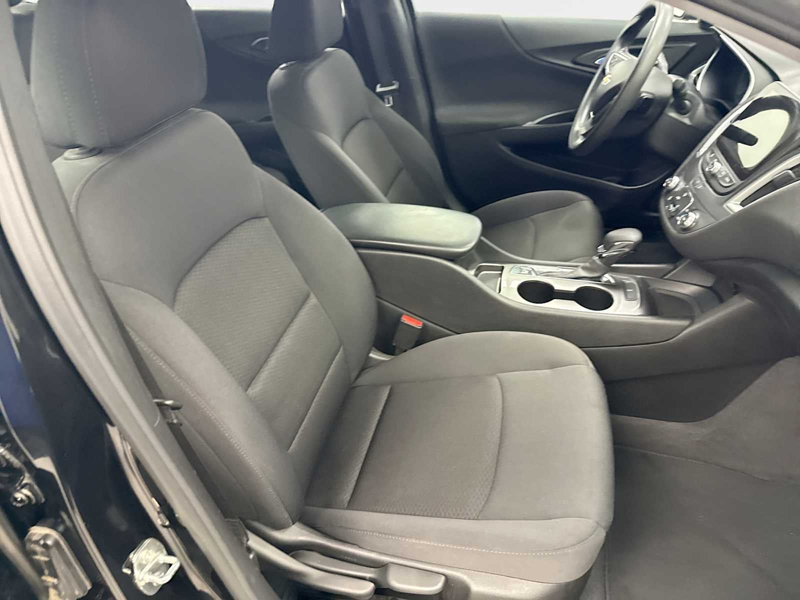 2023 Chevrolet Malibu LS