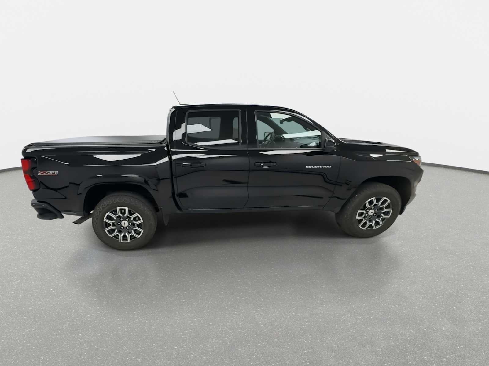 2026 Chevrolet Colorado Z71 - Photo 9